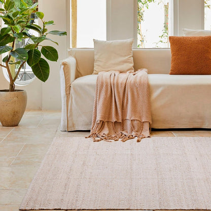Farmhouse Area Rug 🐚🤍🧺