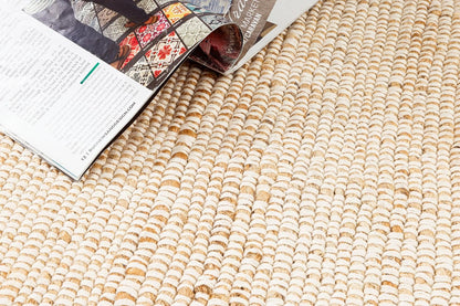 Farmhouse Area Rug 🐚🤍🧺